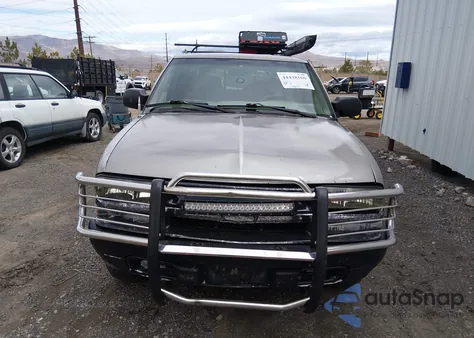 1998 Chevrolet S-10 Fleetside z USA, uszkodzony, nr VIN 1GCCS14X8W8134608